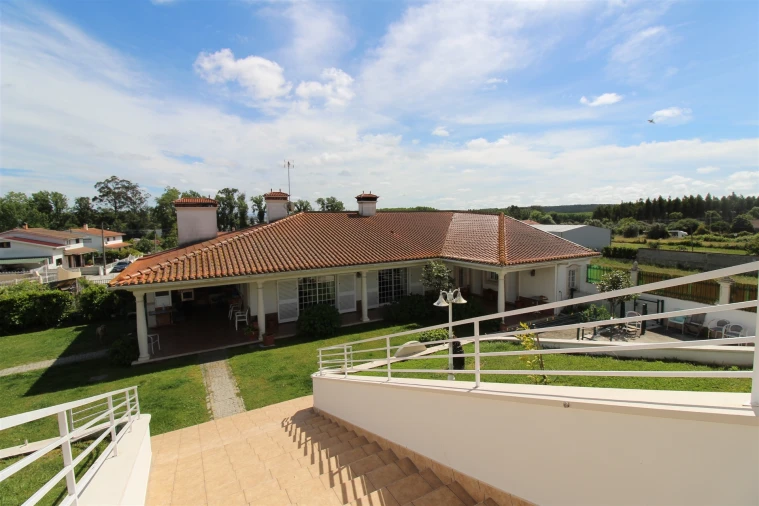 Moradia T4 para Venda em Regueira de Pontes Foto 43