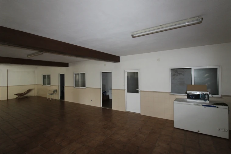 Moradia T4 para Venda em Regueira de Pontes Foto 23