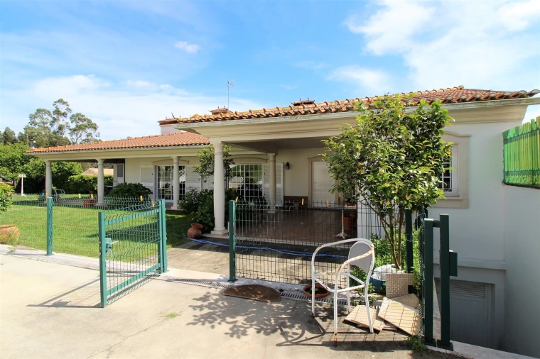 Moradia T4 para Venda em Regueira de Pontes Foto 25