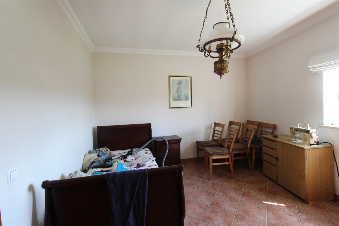 Moradia T4 para Venda em Regueira de Pontes Foto 35