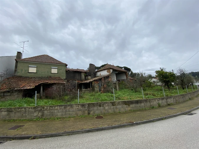 Moradia T0 para Venda em Santiago e São Simão de Litém e Albergaria dos Doze Foto 11