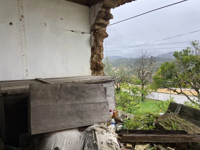 Moradia T0 para Venda em Santiago e São Simão de Litém e Albergaria dos Doze Foto 15