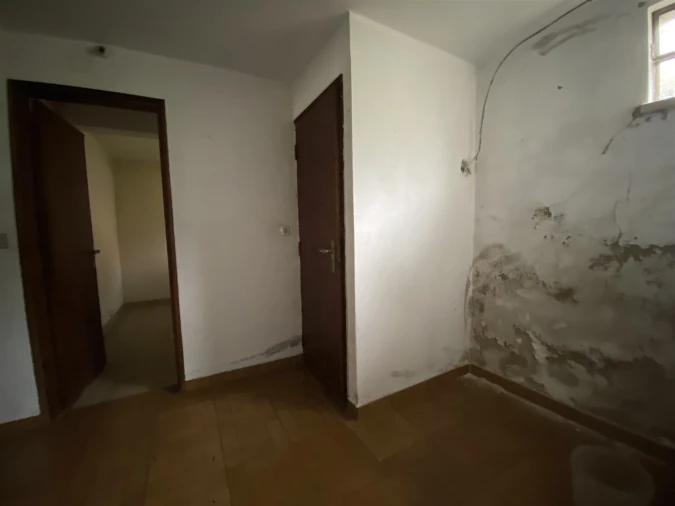 Moradia T0 para Venda em Santiago e São Simão de Litém e Albergaria dos Doze Foto 5