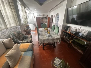 Moradia T4 para Venda em Olhão