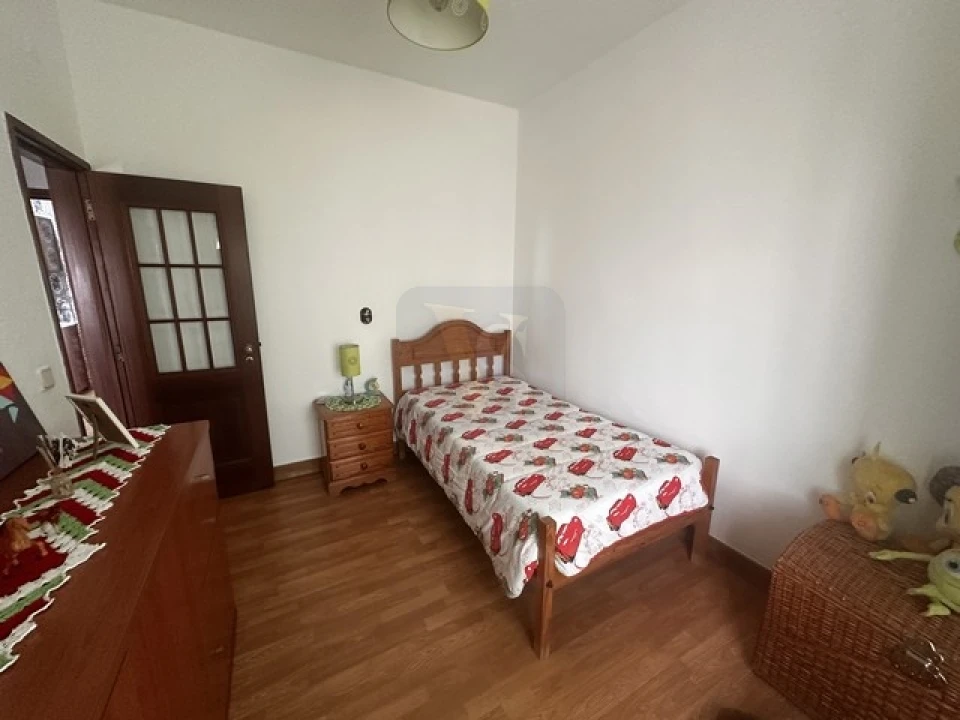 Moradia T4 para Venda em Olhão Foto 5