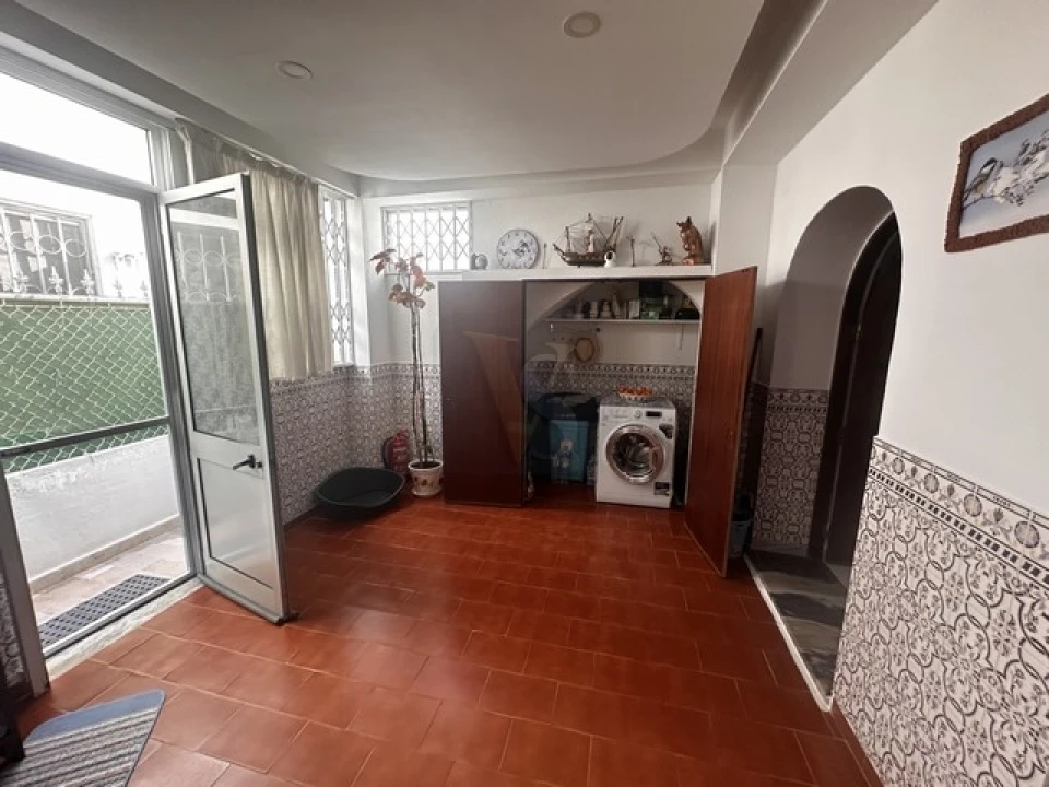 Moradia T4 para Venda em Olhão Foto 2
