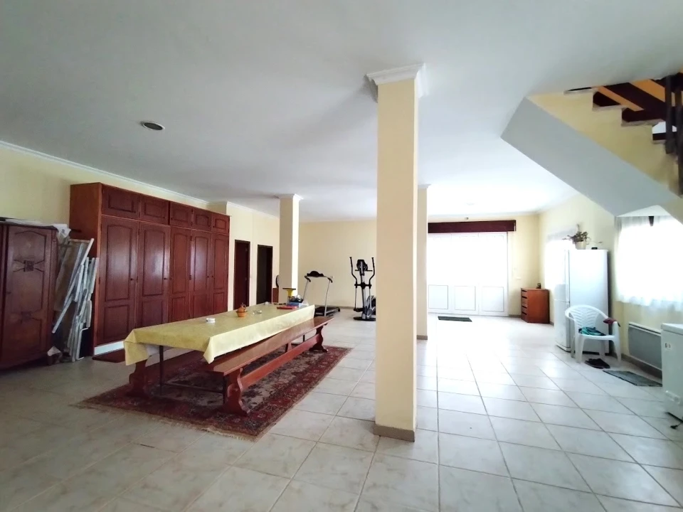 Moradia T4 para Venda em Matas e Cercal Foto 34