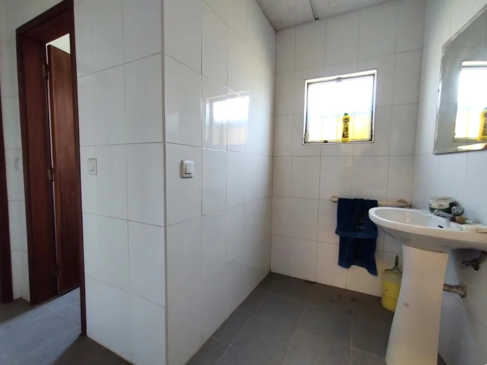 Moradia T4 para Venda em Matas e Cercal Foto 21