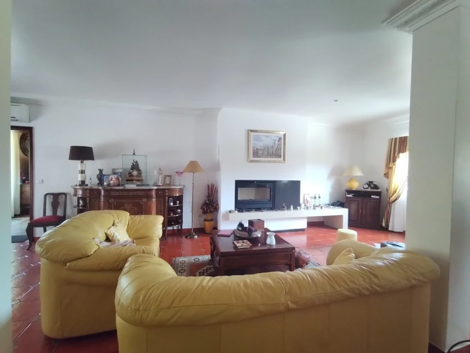 Moradia T4 para Venda em Matas e Cercal Foto 9