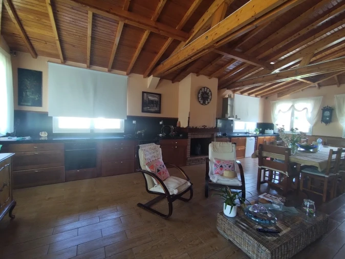 Moradia T4 para Venda em Matas e Cercal Foto 4