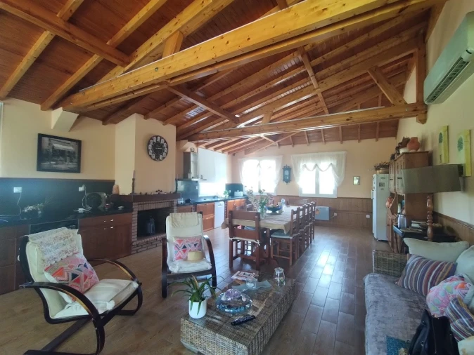 Moradia T4 para Venda em Matas e Cercal Foto 5