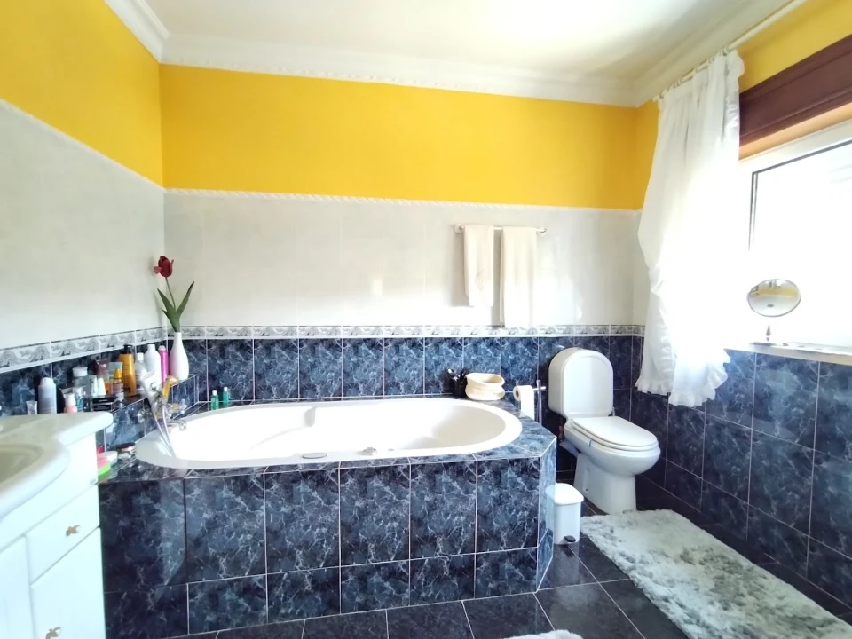 Moradia T4 para Venda em Matas e Cercal Foto 15