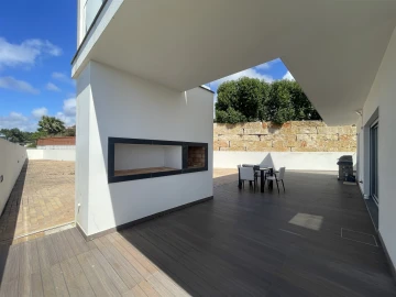Moradia T4 para Venda em Nazare