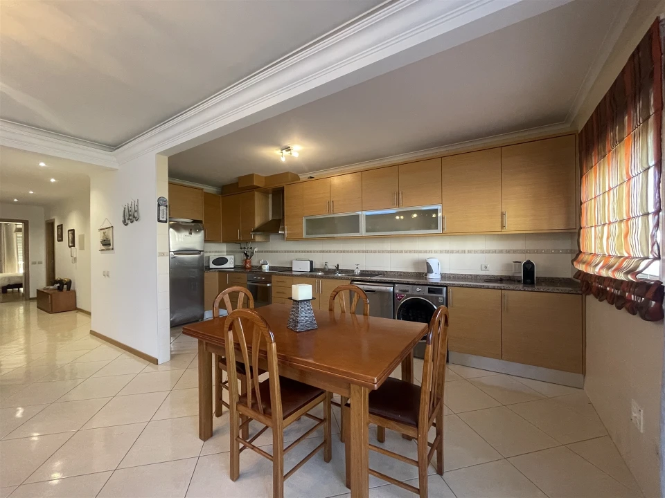 Apartamento T3 para Venda em Nazare Foto 6