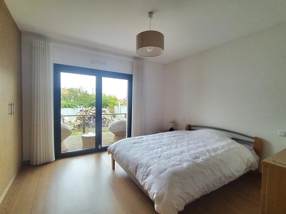 Moradia T2 para Venda em Vieira de Leiria Foto 16