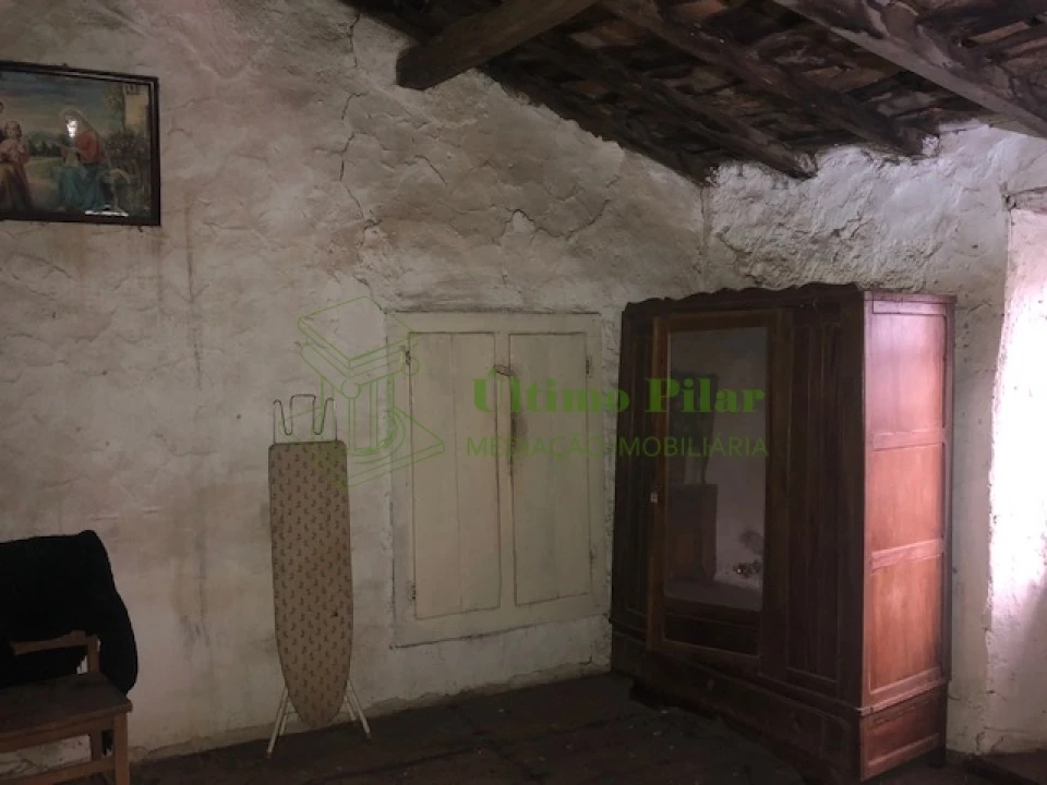 Moradia T2 para Venda em São Pedro de Serracenos Foto 5