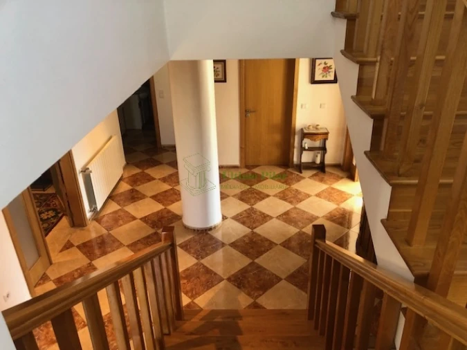 Moradia T5 para Venda em Sé, Santa Maria e Meixedo Foto 12