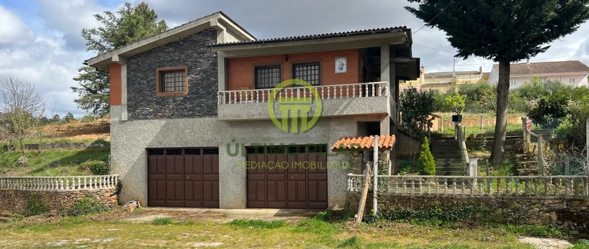 Moradia T3 para Venda em Pinelo