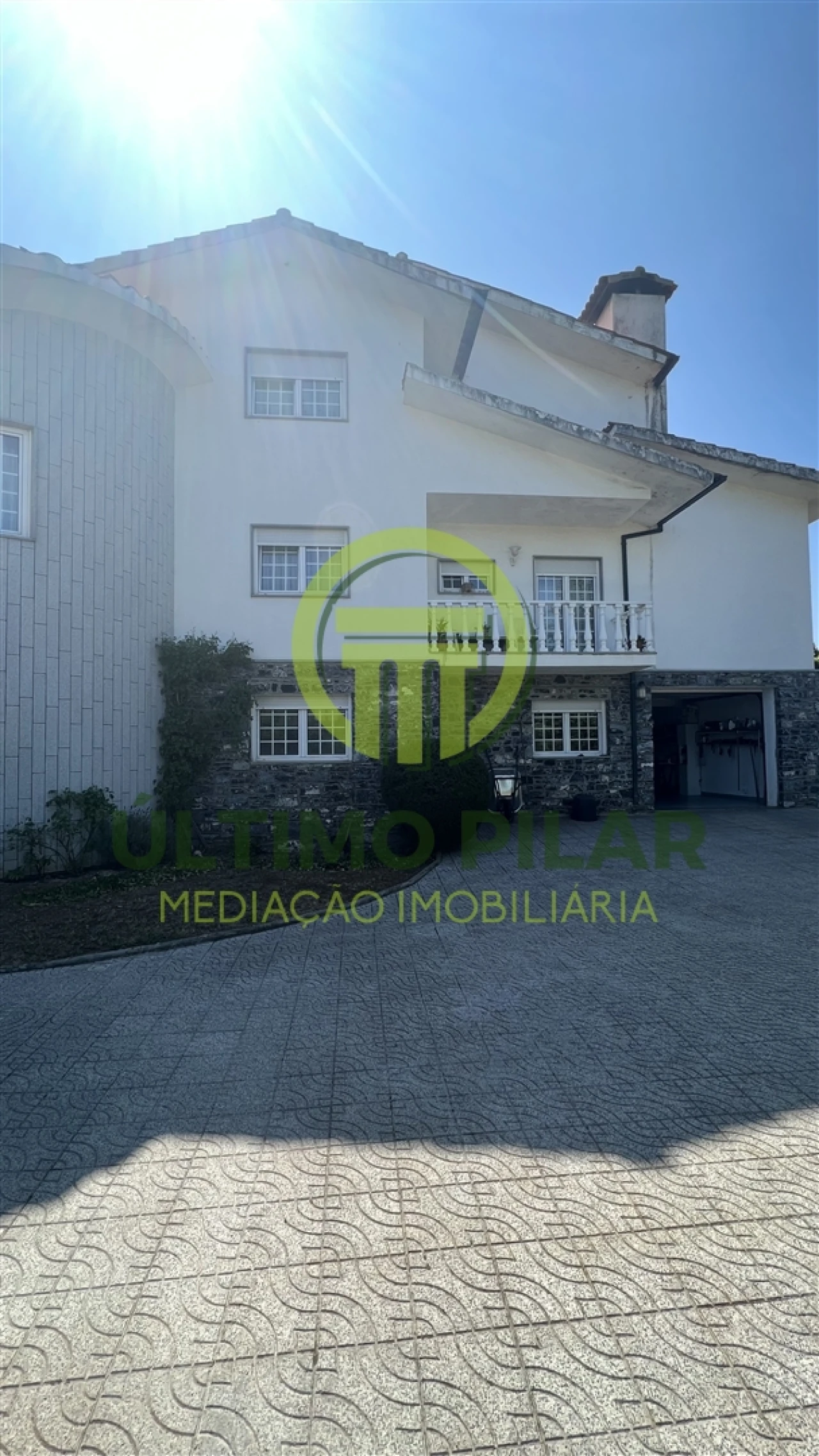 Moradia T5 para Venda em Sé, Santa Maria e Meixedo Foto 11