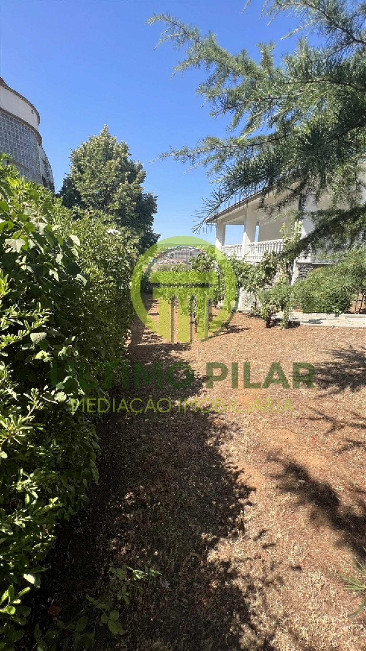 Moradia T5 para Venda em Sé, Santa Maria e Meixedo Foto 24