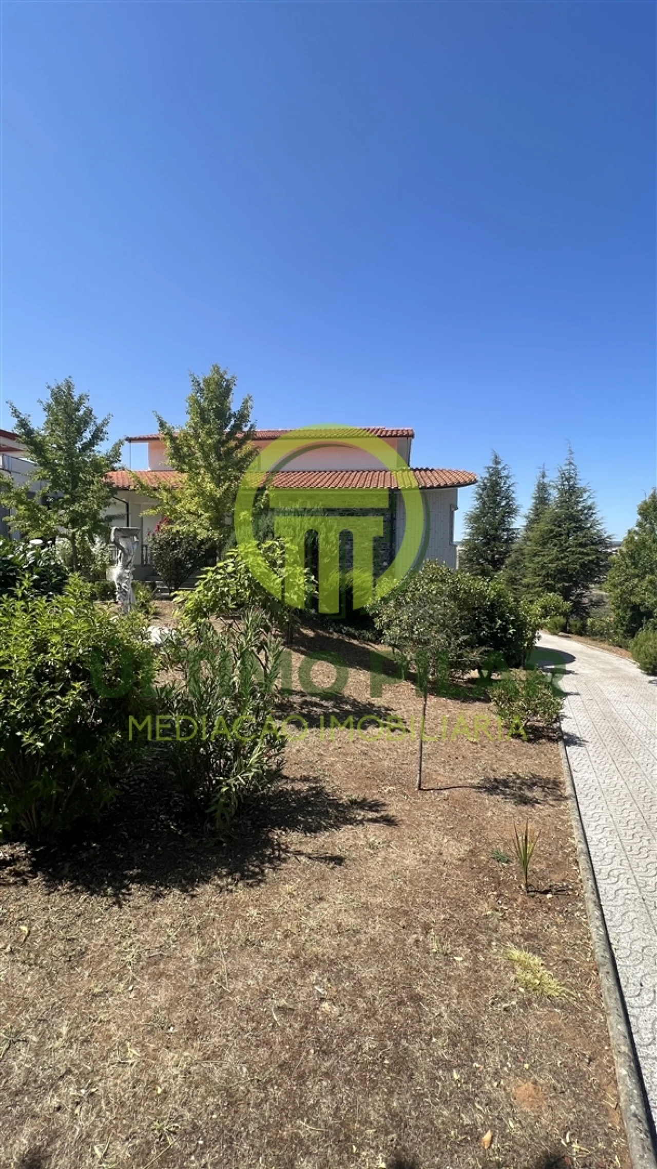 Moradia T5 para Venda em Sé, Santa Maria e Meixedo Foto 4