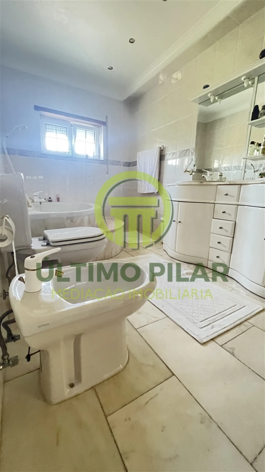 Moradia T5 para Venda em Sé, Santa Maria e Meixedo Foto 39