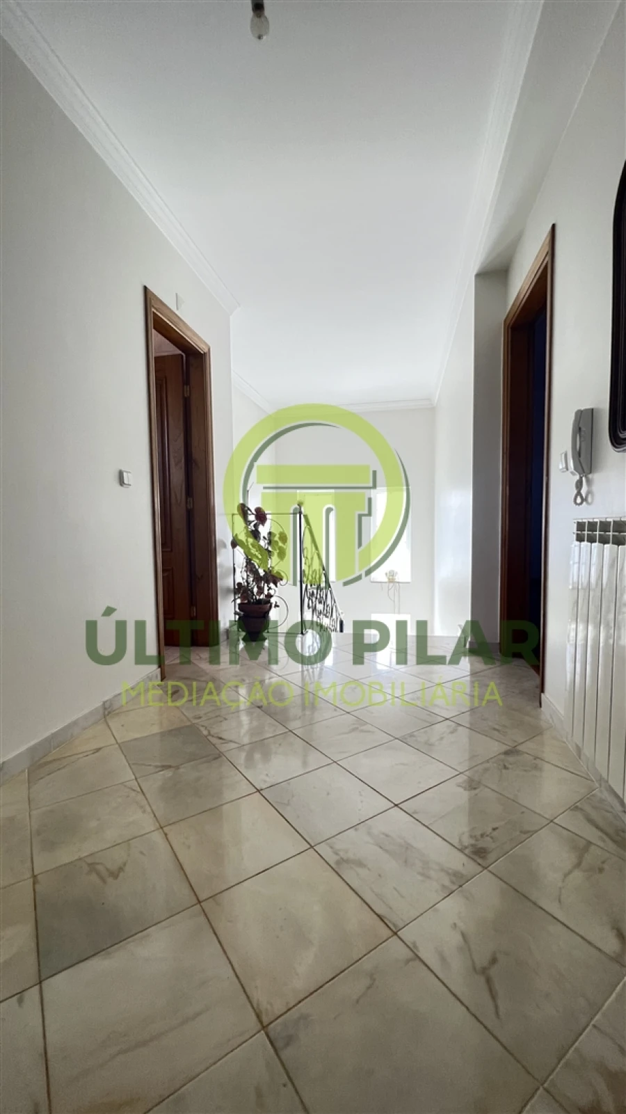 Moradia T5 para Venda em Sé, Santa Maria e Meixedo Foto 30