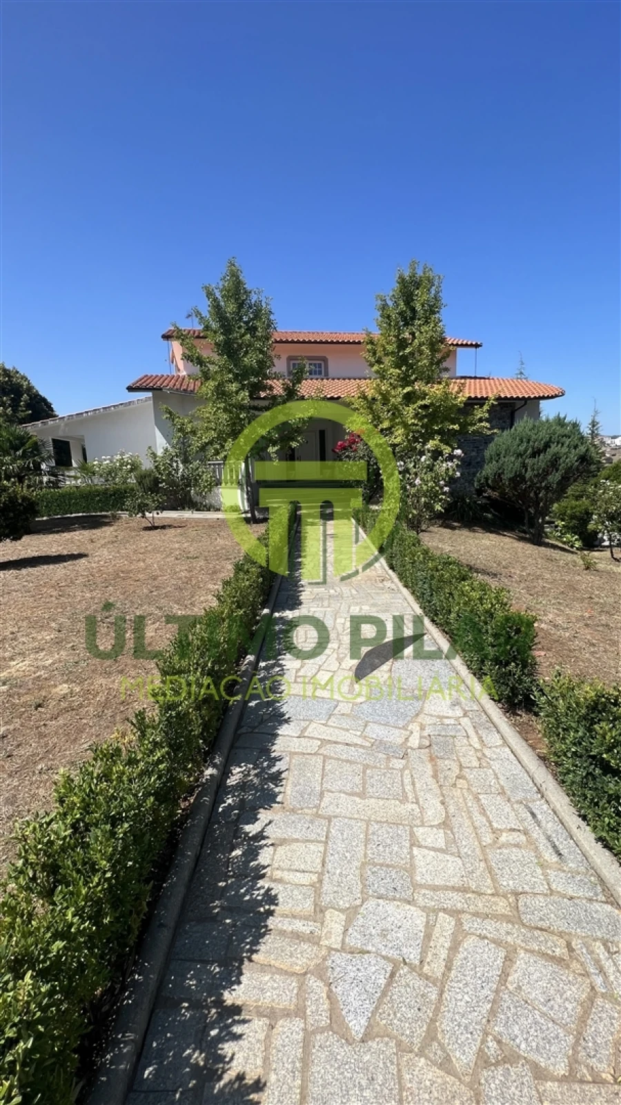 Moradia T5 para Venda em Sé, Santa Maria e Meixedo Foto 2