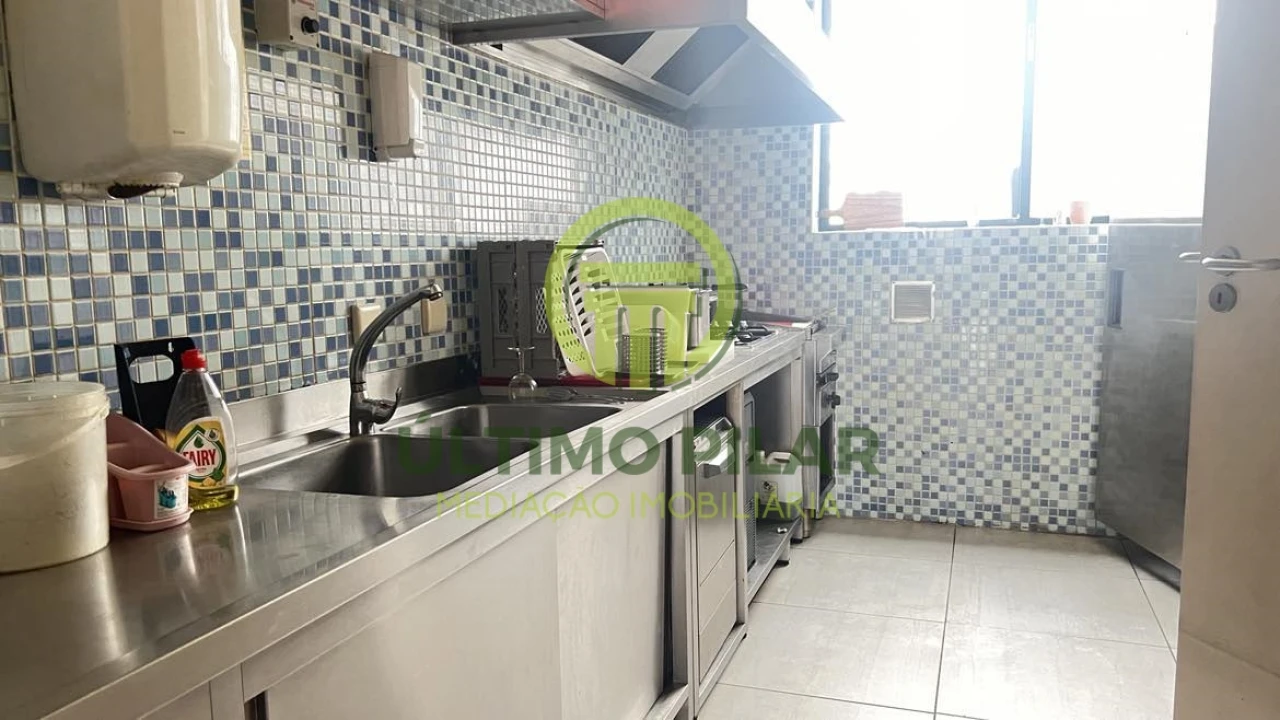 Negócio para Venda em Sé, Santa Maria e Meixedo Foto 7