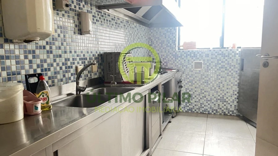 Negócio para Venda em Sé, Santa Maria e Meixedo Foto 7