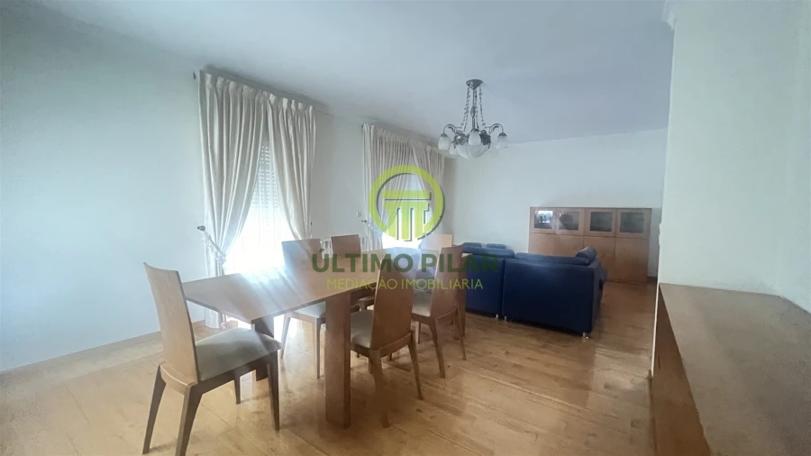 Moradia T4 para Venda em Sé, Santa Maria e Meixedo Foto 21