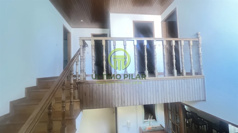 Moradia T4 para Venda em Sé, Santa Maria e Meixedo Foto 16