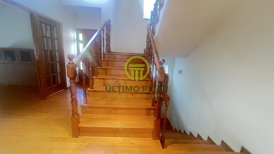 Moradia T4 para Venda em Sé, Santa Maria e Meixedo Foto 15