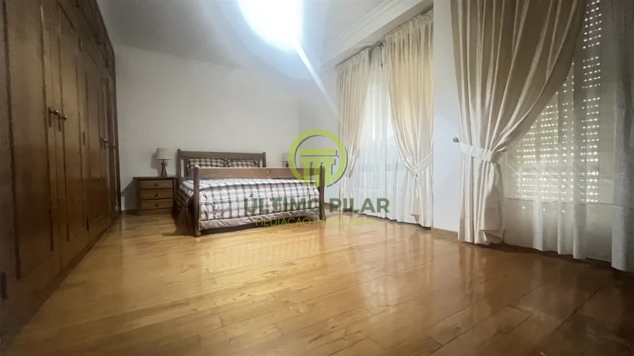 Moradia T4 para Venda em Sé, Santa Maria e Meixedo Foto 23