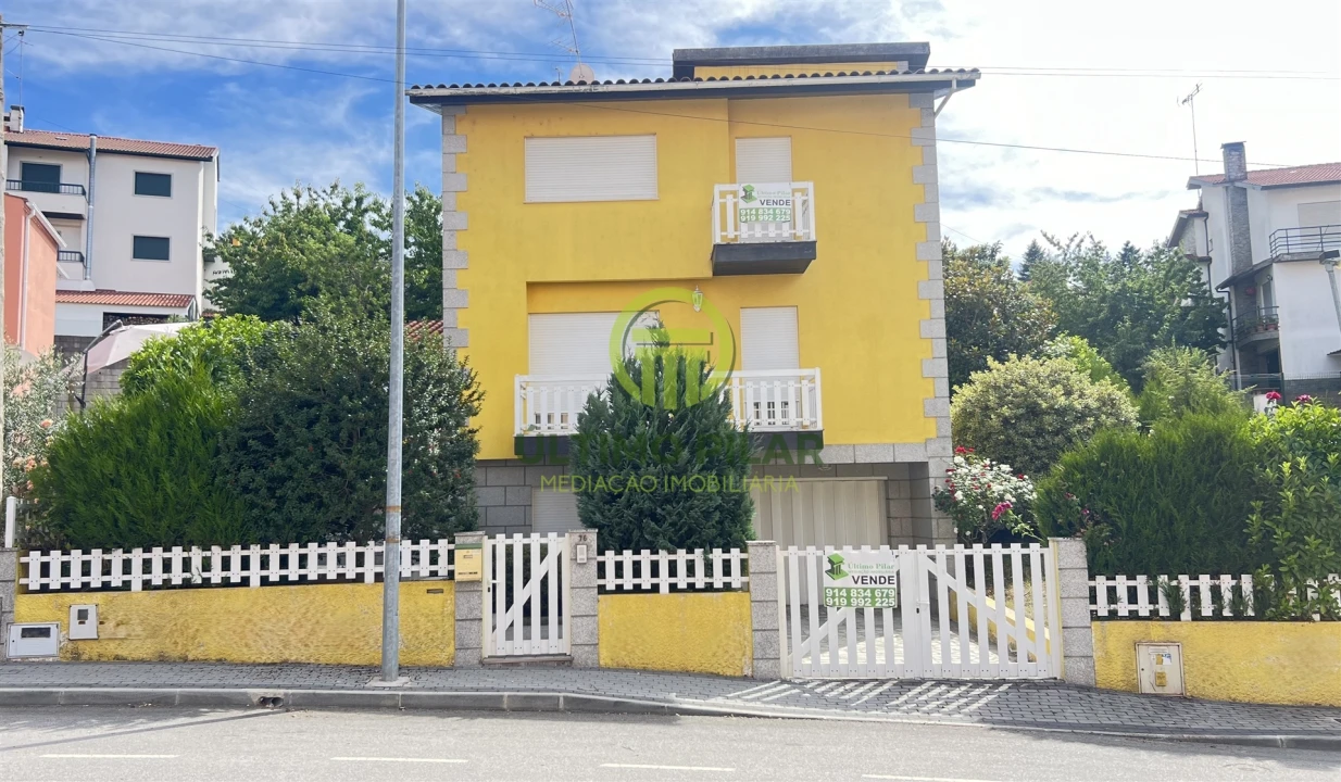 Moradia T4 para Venda em Sé, Santa Maria e Meixedo Foto 3