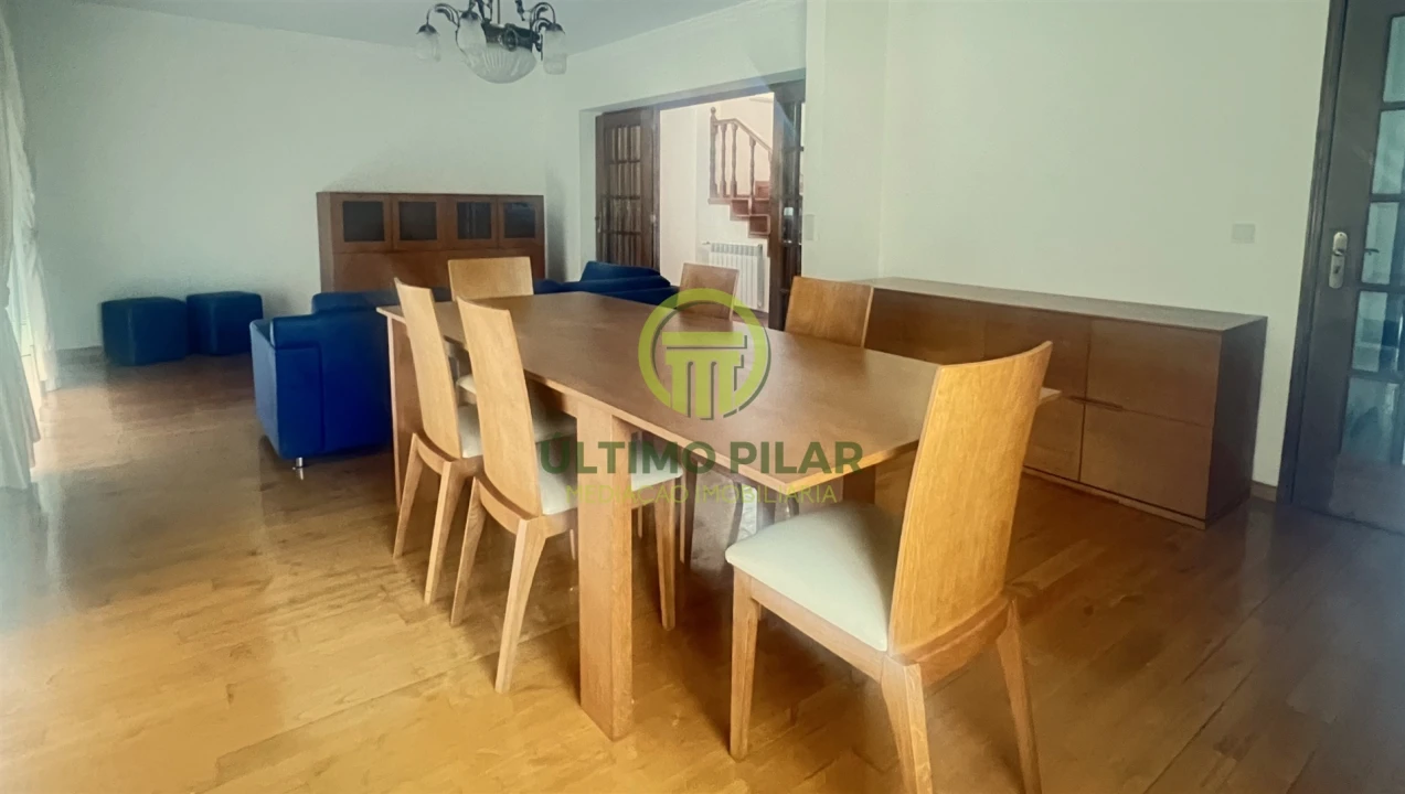 Moradia T4 para Venda em Sé, Santa Maria e Meixedo Foto 20