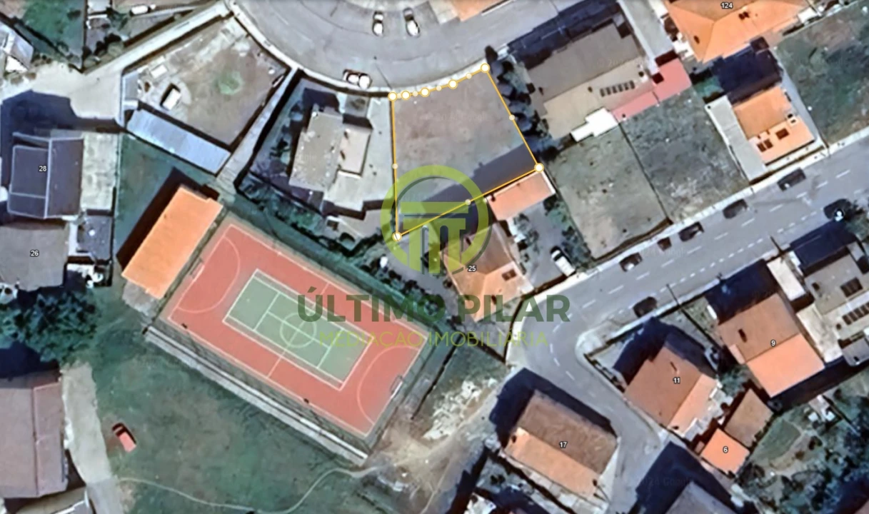 Terreno para Venda em Sé, Santa Maria e Meixedo Foto 2