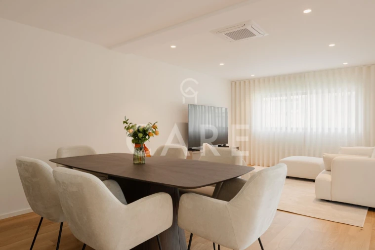 Apartamento T3 para Venda em Avenidas Novas Foto 2