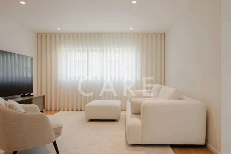 Apartamento T3 para Venda em Avenidas Novas Foto 5