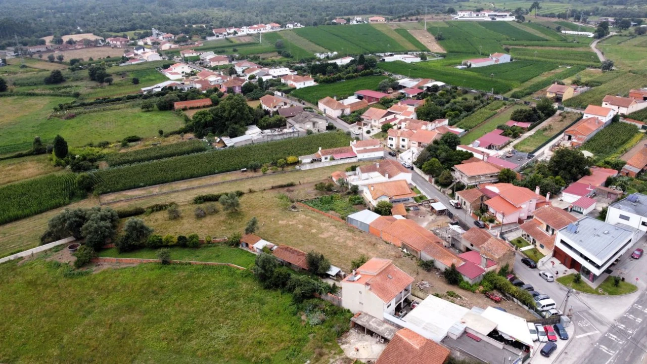 Terreno para Venda em Canelas e Fermelã Foto 2