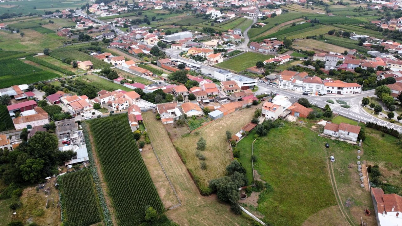 Terreno para Venda em Canelas e Fermelã Foto 4