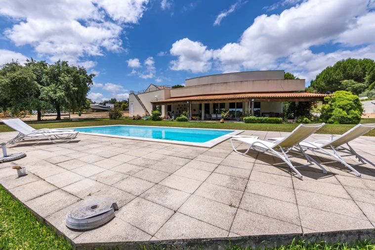 Moradia T7 para Venda em Abitureiras Foto 11