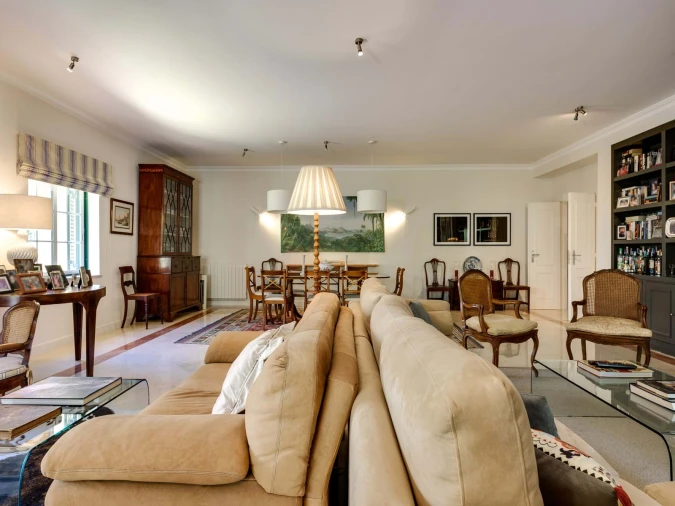 Apartamento T4 para Venda em Cascais e Estoril Foto 5