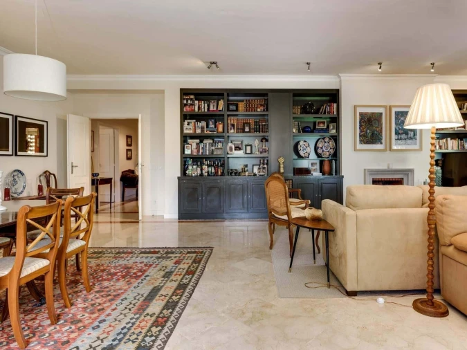 Apartamento T4 para Venda em Cascais e Estoril Foto 3