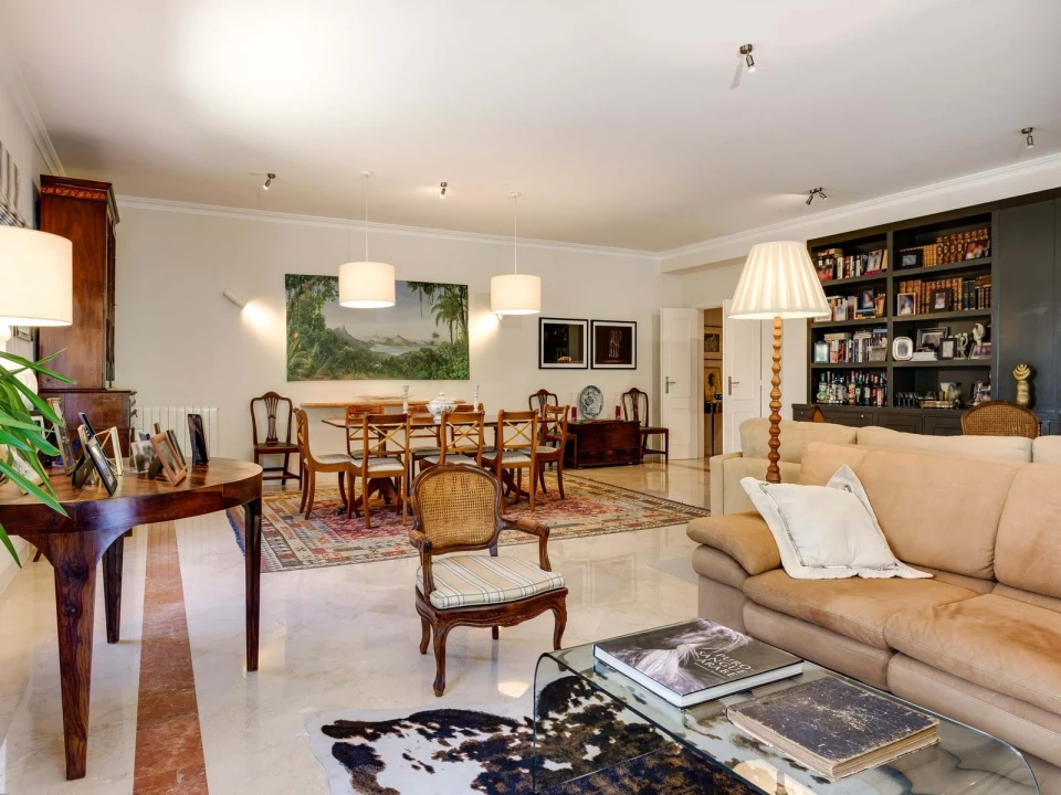 Apartamento T4 para Venda em Cascais e Estoril Foto 9