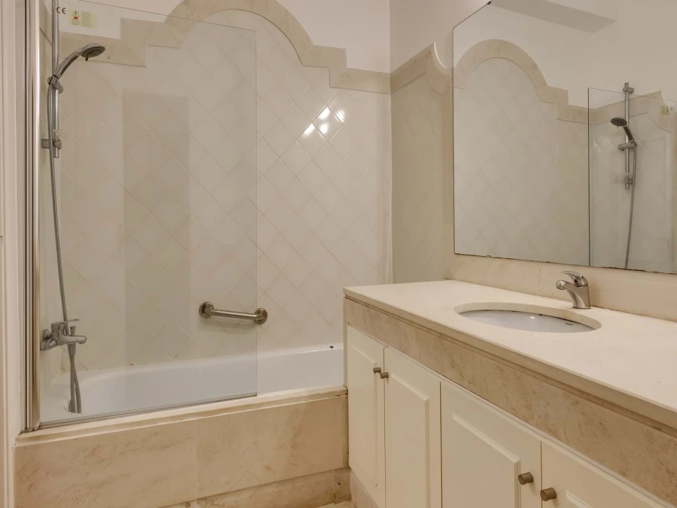 Apartamento T4 para Venda em Cascais e Estoril Foto 23
