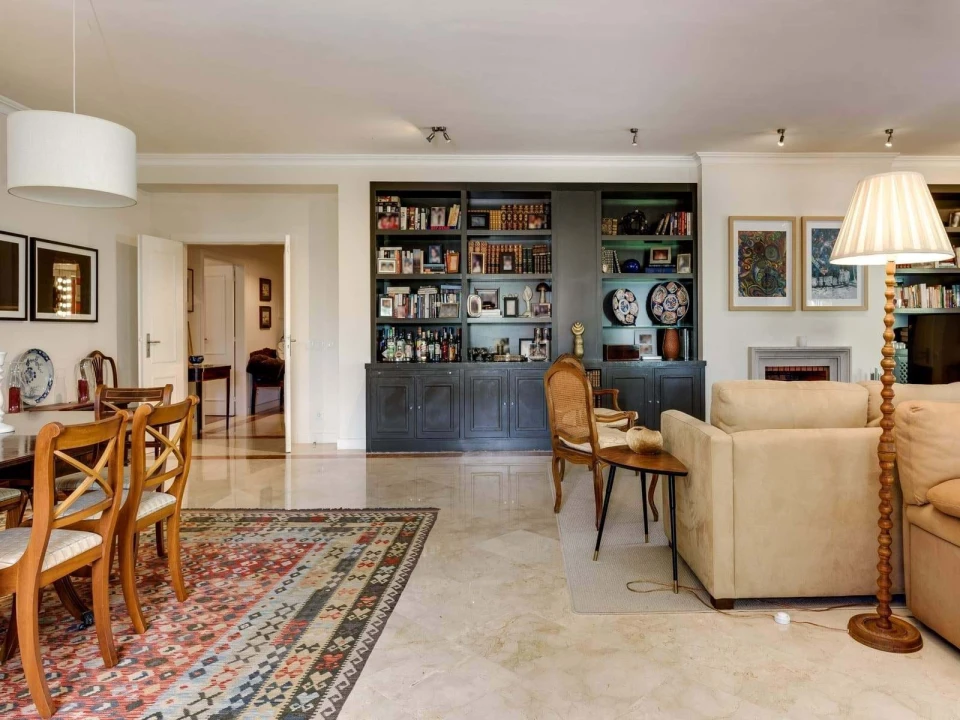Apartamento T4 para Venda em Cascais e Estoril Foto 3