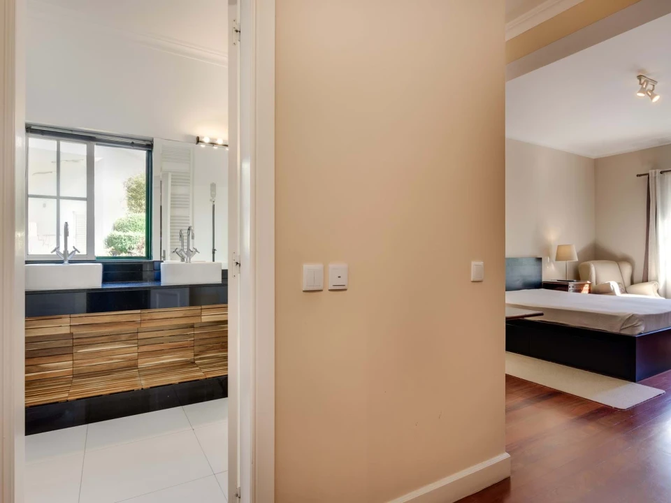 Apartamento T4 para Venda em Cascais e Estoril Foto 36