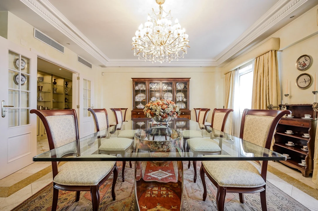 Apartamento T6 para Venda em São Domingos de Benfica Foto 17