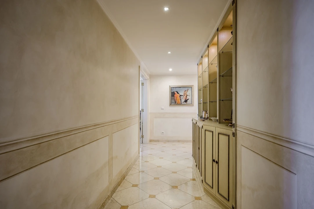 Apartamento T6 para Venda em São Domingos de Benfica Foto 16